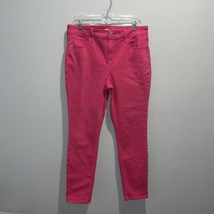 Old Navy Women's Skinny Jeans in Bright Pink